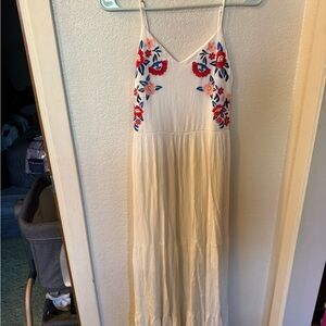 **NWT** Xhilaration Floral Embroidered White Maxi Dress
